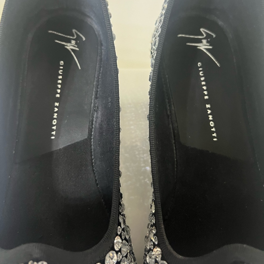 Giuseppe Zanotti Fancy Crystal Loafers with Black & Silver Embellishment Size 8 - Picture 11 of 17